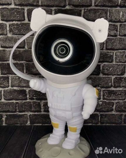 Ночник-проектор Астронавт звёздное небо