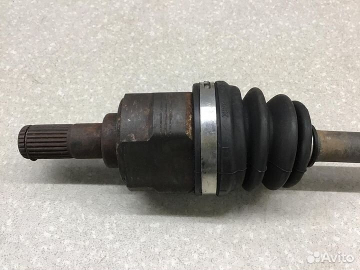 Полуось передняя левая, Hyundai Solaris 2010-2017 495001R000