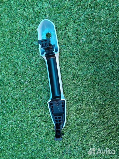 Ручка двери внешняя левая Toyota Rav4 50 (новая)