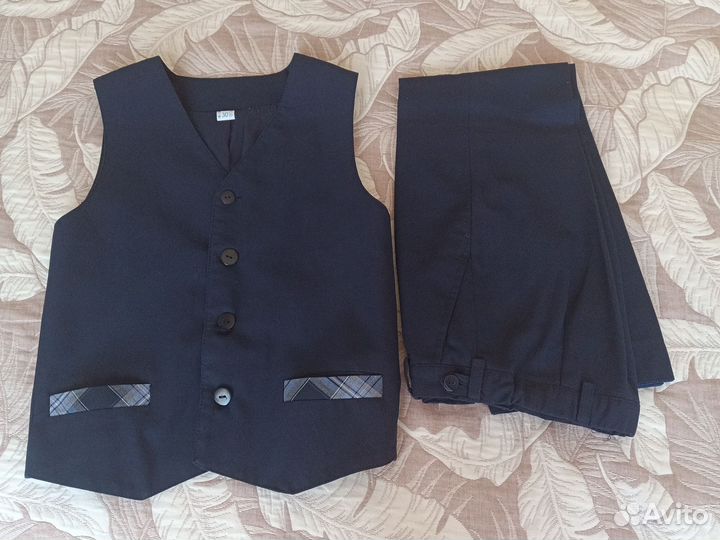 Школьный костюм 122-128 жилет+брюки