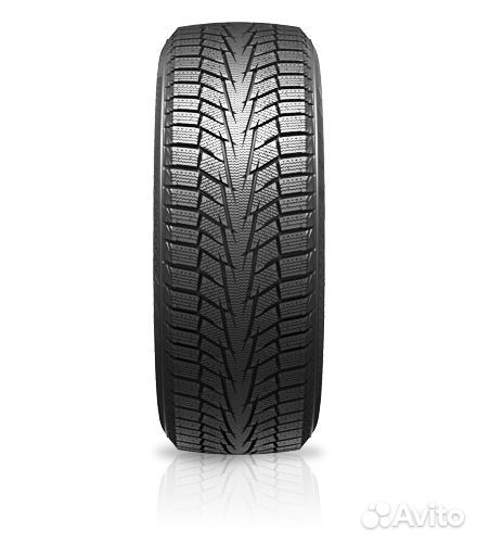 Hankook Winter I'Cept iZ 2 W616 215/55 R17 98T