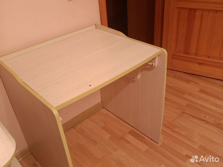 Туалетный столик