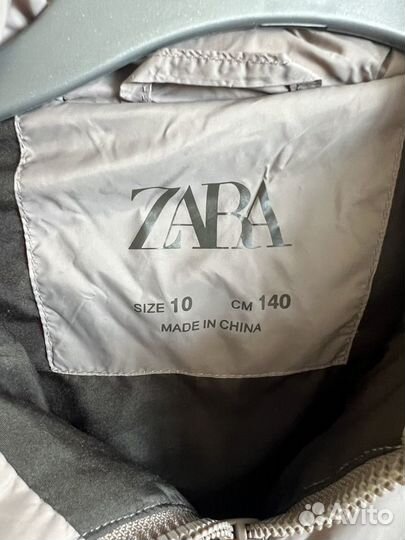 Куртка Zara для девочки 140
