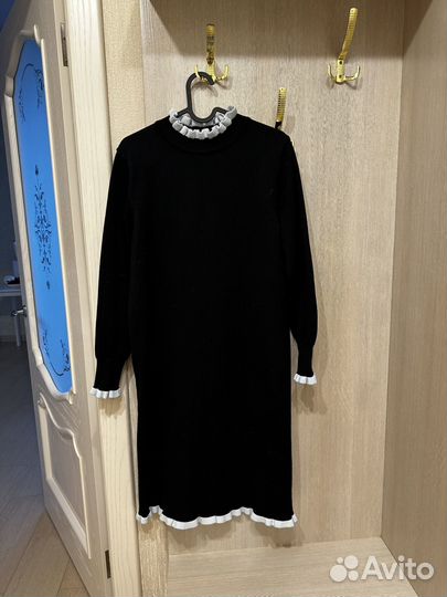 Черное вязаное платье женское