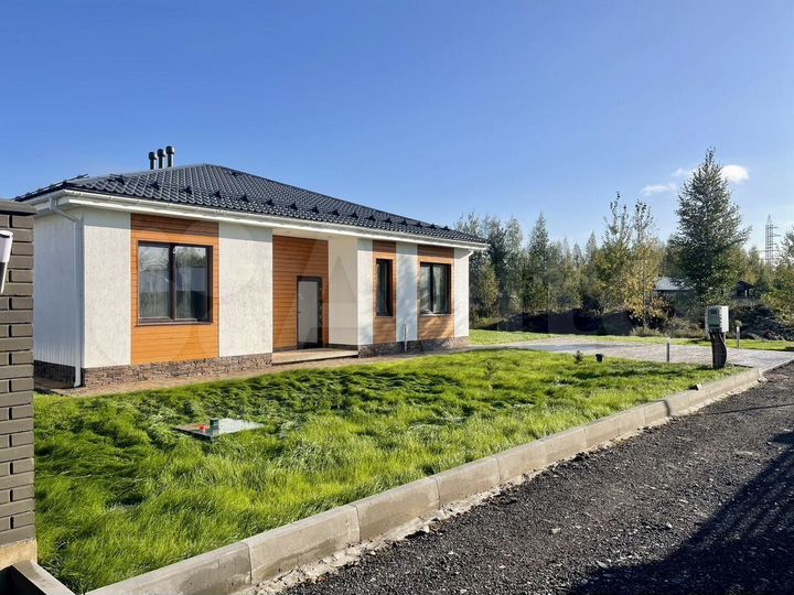 Дом 139 м² на участке 5 сот.