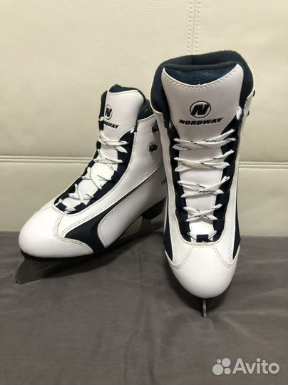 Коньки женские Нордвей EUR 38