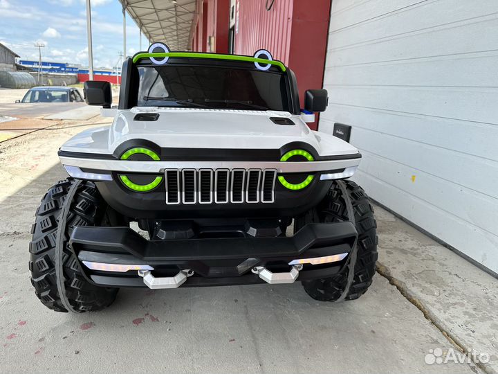 Детский электромобиль