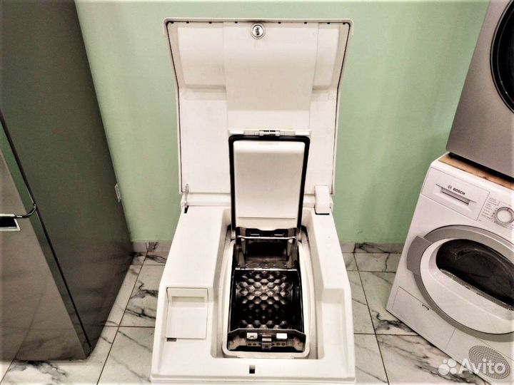 Машина с вертикальной загрузкой бу Miele. Гарантия