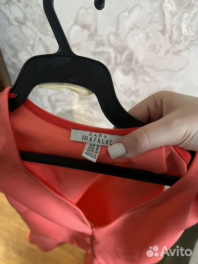 Топ коралловый Zara