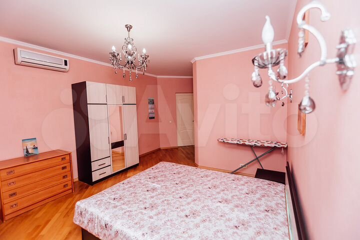 2-к. квартира, 65 м², 4/14 эт.