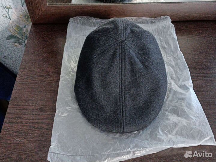 Кепка мужская zara.Утепленная