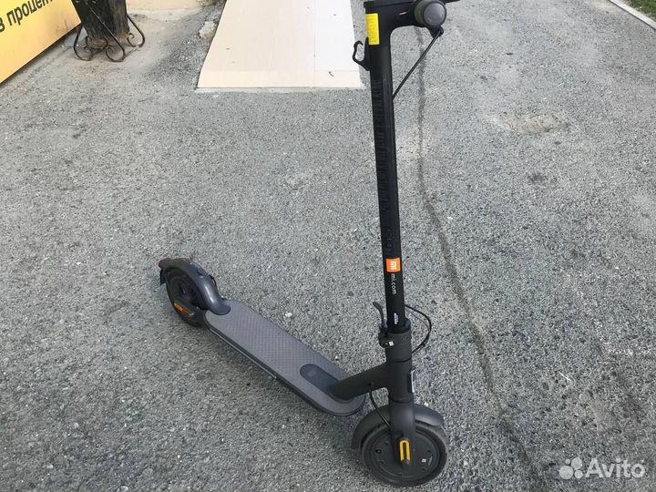 Электросамокат Xiaomi Mi Electric Scooter 1S (14)