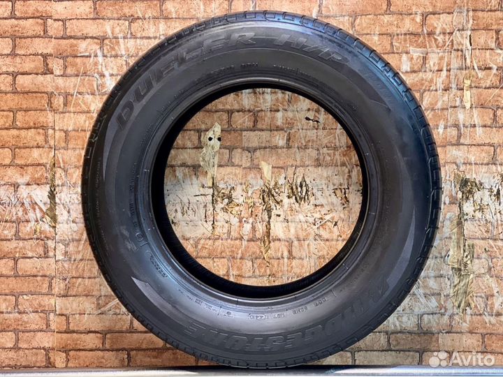 Bridgestone Dueler H/P Sport 215/65 R16