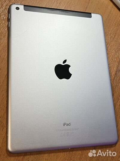 iPad 6 2018 Wi-Fi + Cellular