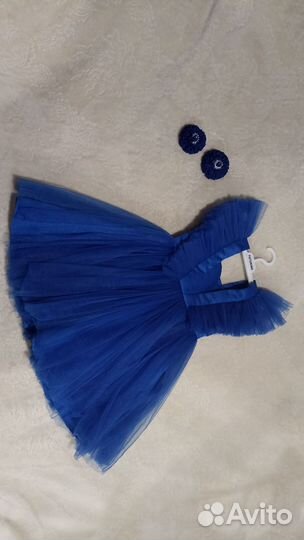 Платье праздничное