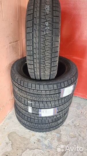 Pirelli Formula Ice FR 205/55 R16 94V