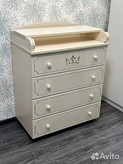Комод с пеленальным столиком