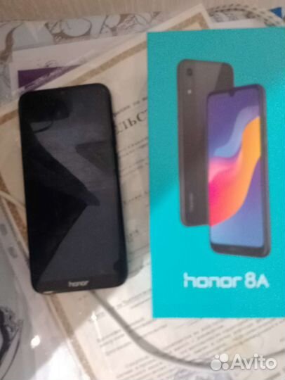 Телефон honor 8a