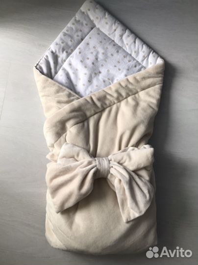 Одеяло на выписку демисезонное