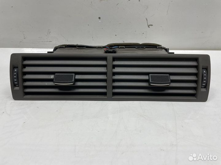 Дефлектор воздушный центральный Audi A4 B6