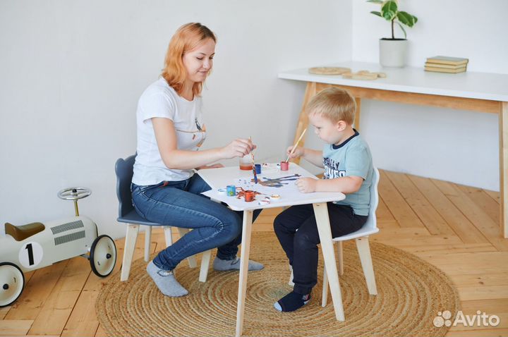 Детский растущий стул + стол Комплект