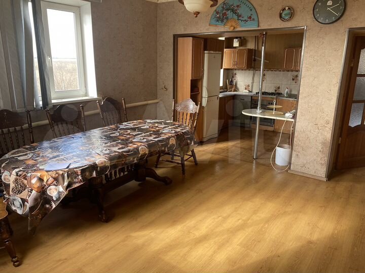 Дом 270 м² на участке 50 сот.