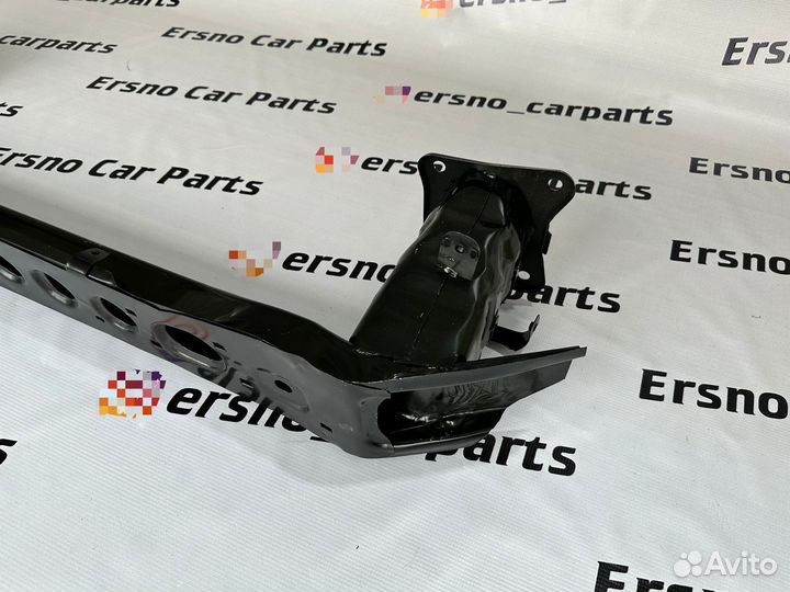 Усилитель переднего бампера Форд Фокус 3