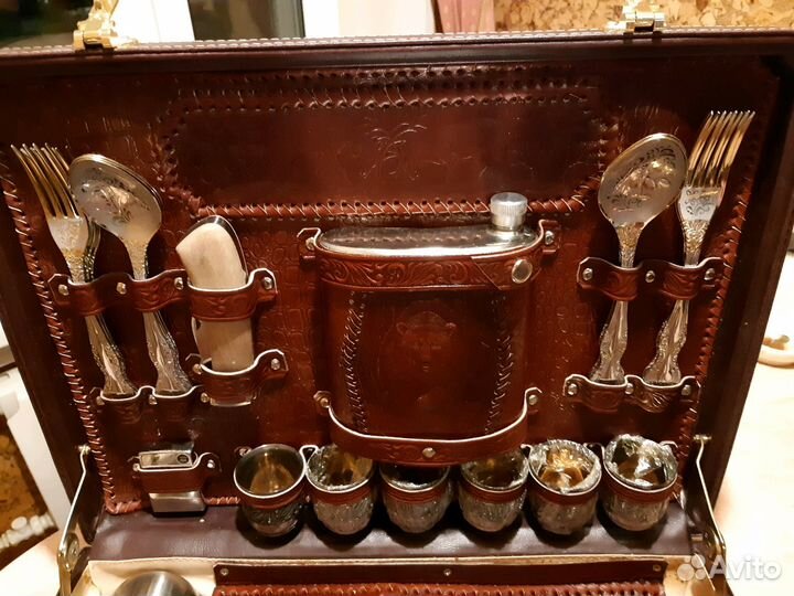 Премиальный подарочный туристический набор