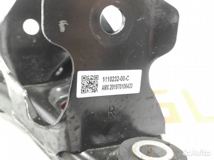 Кронштейн двигателя передний правый Tesla Model 3