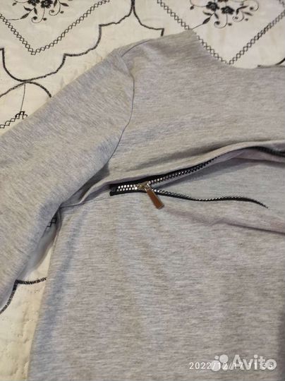 Кофточка для кормящих мам