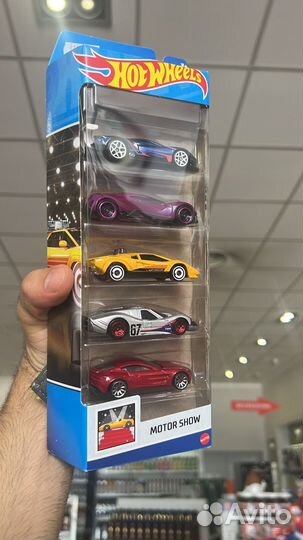 Машинки Hot wheels