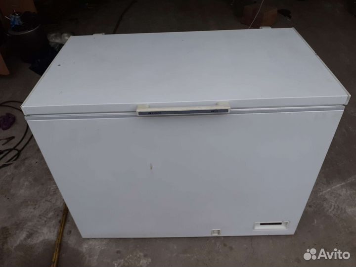 Холодильник indesit