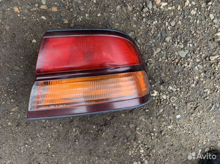 Стопарь правый Nissan Maxima A32