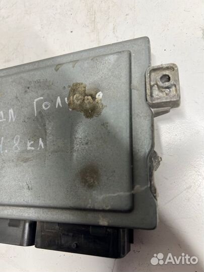 Блок управления двигателем Renault Sandero BS11