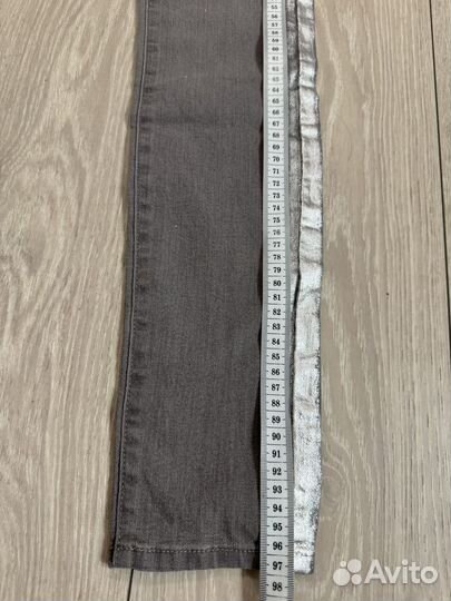 Джинсы женские