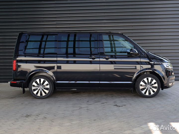 Volkswagen Multivan 2.0 AMT, 2024
