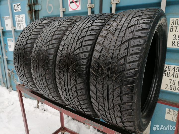 Kumho I'Zen RV Stud KC16 225/55 R18 102T