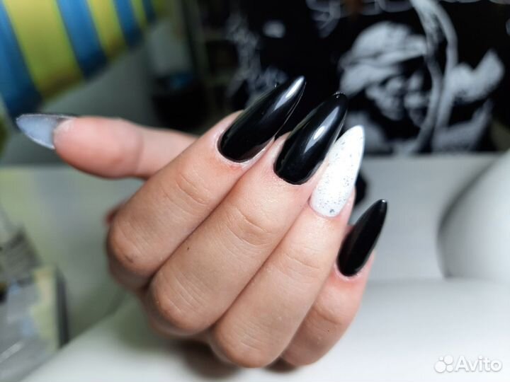 Наращивание ногтей/гель-лак/педикюр