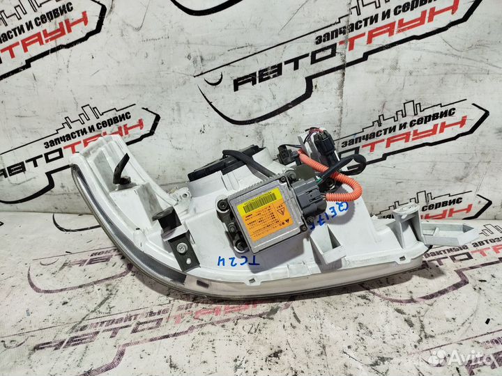 Фара nissan serena PC24 PNC24 RC24 TC24 TNC24 VC24 VNC24 1649 xenon левая 260604N128 QE175