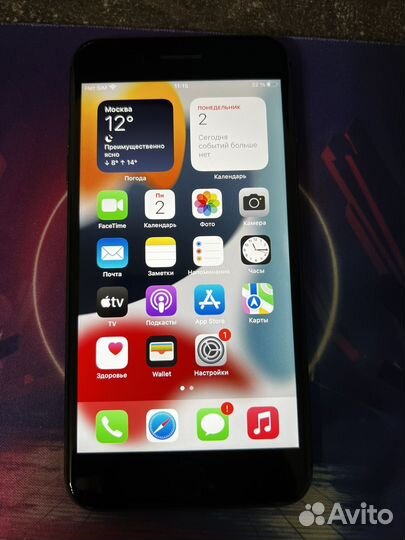 Телефон iPhone 8 plus