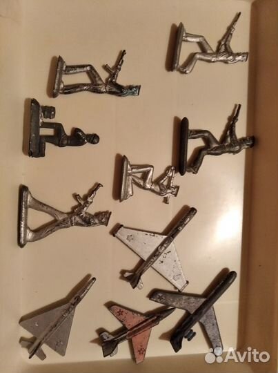 Игрушки СССР солдатики