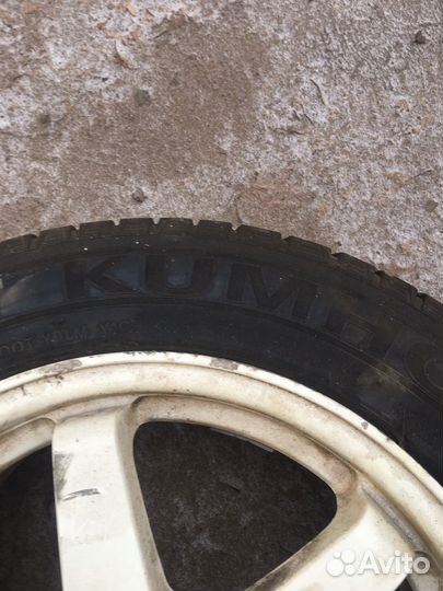 Kumho I'Zen Stud Snow KW11 205/55 R16