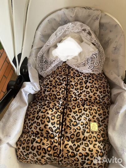 Конверт пуховый на выписку с опушкой