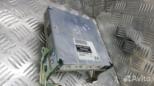 Блок управления двигателем toyota corolla E12 (ENI