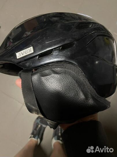 Горнолыжный шлем Uvex 51-56 черный