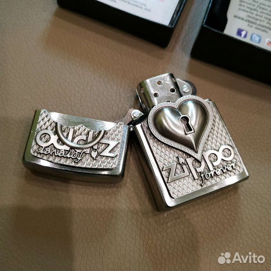 Зажигалка Zippo 200 Zippo Heart Forever Emblem