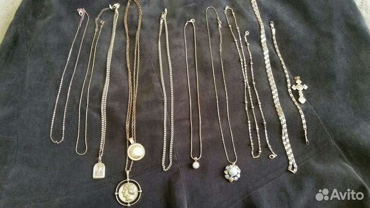 Серьги,цепи с подвесками,кольца,бижутерия