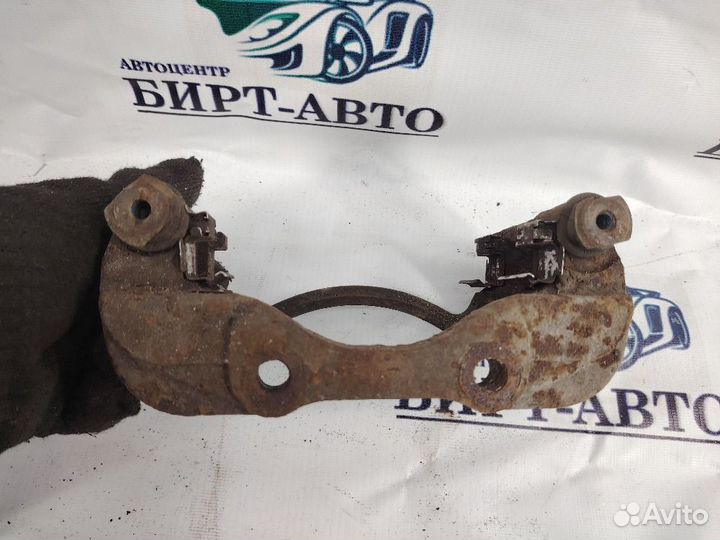 Скоба суппорта переднего Peugeot 308 I (2007—2011)