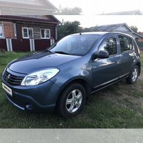 Renault Sandero 1.4 MT, 2011, 72 500 км, с пробегом, цена 649 990 руб.