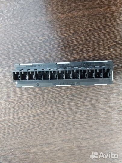 Распределительный блок Mercedes